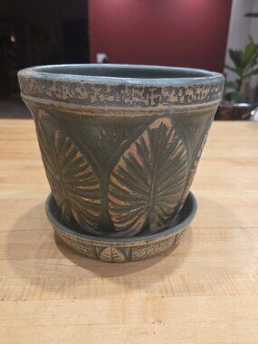 Vintage RRP Stoneware Brushware Caladium Elephant Ear Planter Saucer 8 Inch
